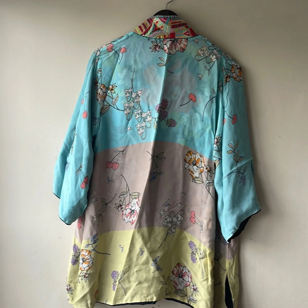 JOHNNY WAS Fuska Reversible Flower Embroidered Kimono Style Snap Front Jacket - Picture 6 of 14